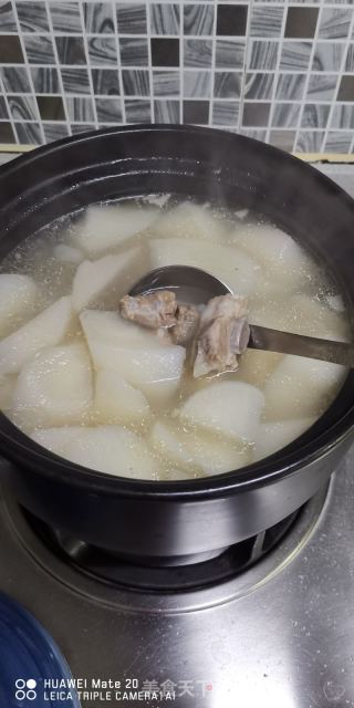 白萝卜排骨汤的做法步骤：8