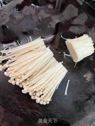 蒜蓉粉丝巴沙鱼的做法步骤：4