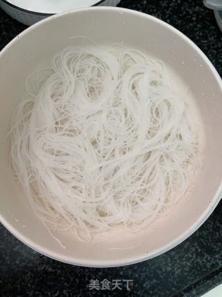 蒜蓉粉丝巴沙鱼的做法步骤：6
