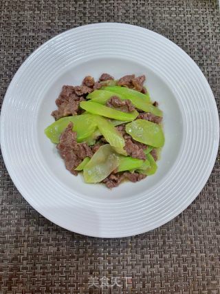 莴笋炒牛肉的做法步骤：12