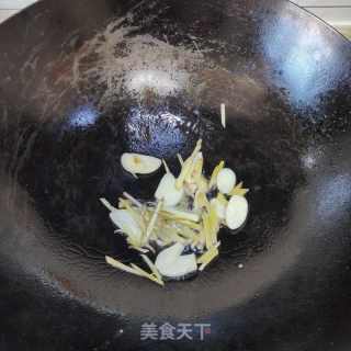 酸汤鱼头粉条的做法步骤：8