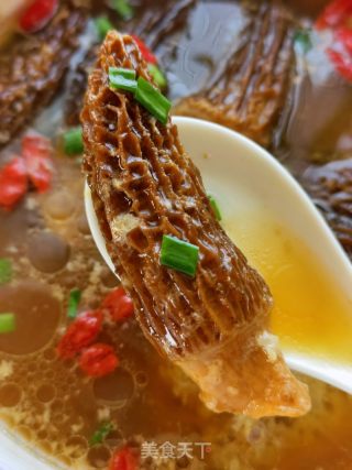 羊肚菌肉末汤的做法步骤：7