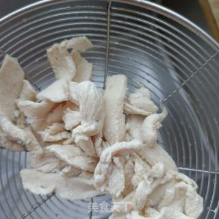 鸡胸肉炒茴香杆的做法步骤：7