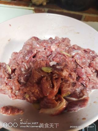 牛肉炒荷兰豆的做法步骤：4
