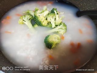 莲藕西蓝花胡萝卜粥的做法步骤：5
