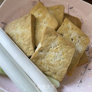 萝卜豆腐水饺的做法步骤：2