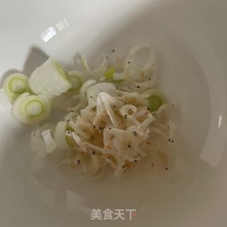 酸汤荷包蛋馄饨的做法步骤：5