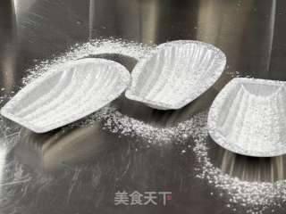 蔓越莓玛德琳的做法步骤：4