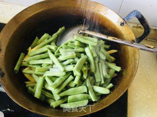 排骨焖面的做法步骤：13