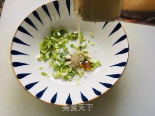 清汤馄饨的做法步骤：3