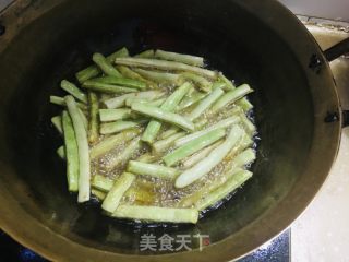 过油豆角的做法步骤：1