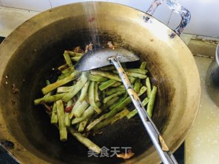 干煸四季豆的做法步骤：11