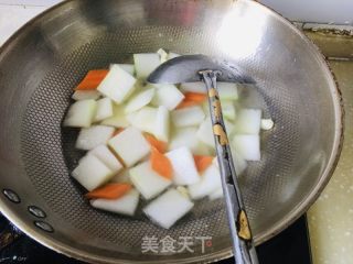 清炒冬瓜胡萝卜的做法步骤：5