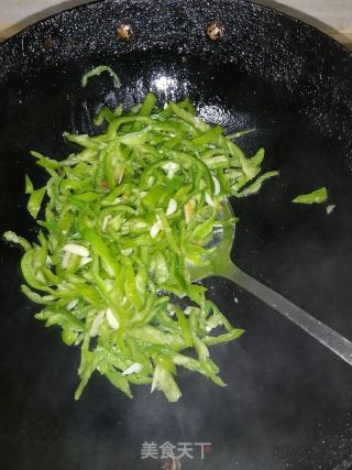 青椒榨菜肉丝的做法步骤：5