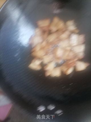 蒜苗回锅肉的做法步骤：7