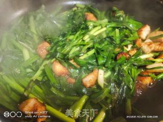 鸡肉炒韭菜的做法步骤：4