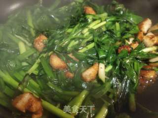 鸡肉炒韭菜的做法步骤：5