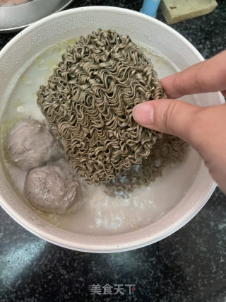 牛肉荞麦汤面的做法步骤：5