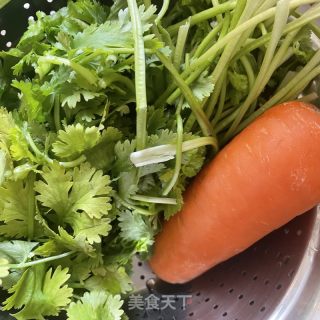 包菜炒鸡胸肉的做法步骤：2