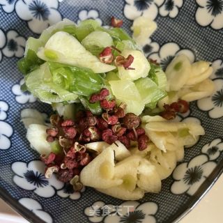 包菜炒鸡胸肉的做法步骤：4