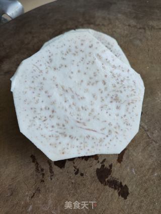 红枣香芋小米粥的做法步骤：2