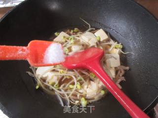 肉丝黄豆芽煮豆腐的做法步骤：9
