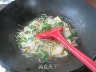 肉丝黄豆芽煮豆腐的做法步骤：10