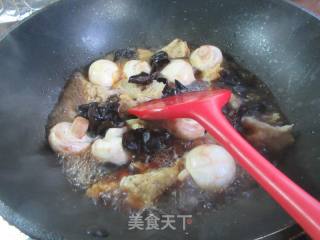 黑木耳蘑菇烧烤麸的做法步骤：8