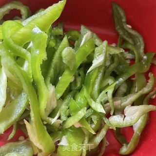青椒炒牛肉片的做法步骤：5