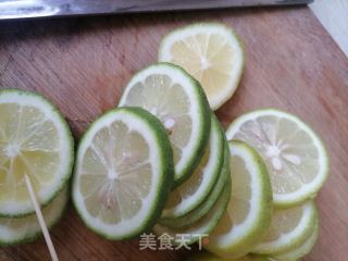 蜂蜜柠檬茶的做法步骤：2