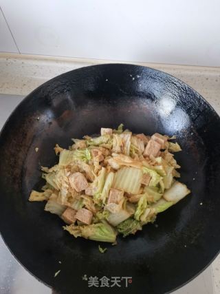 白菜烩冻豆腐的做法步骤：6