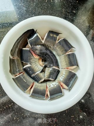 半酒海鳗煲的做法步骤：1
