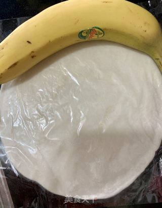 手抓餅香蕉卷的做法步骤：1