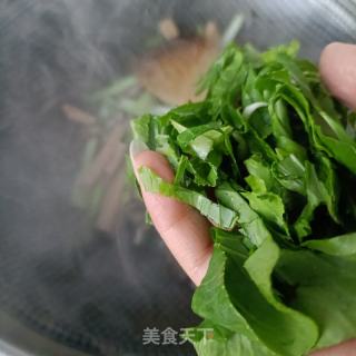 午餐肉油菜炒小鸡枞菌的做法步骤：9
