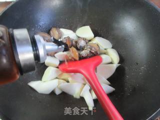 鲍鱼烧茭白的做法步骤：6