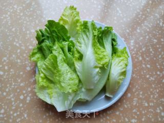 排骨煎蛋生菜豆皮汤的做法步骤：5