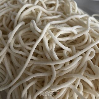 蒜苔豆腐拌面的做法步骤：1