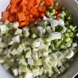 蒜苔豆腐拌面的做法步骤：3