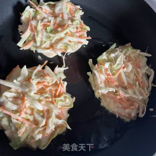 胡萝卜包菜鸡蛋饼的做法步骤：5