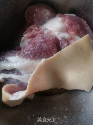 红烧羊肉的做法步骤：1