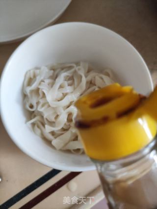 手擀面条的做法步骤：7