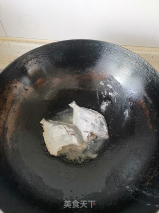 红烧小平鱼的做法步骤：4