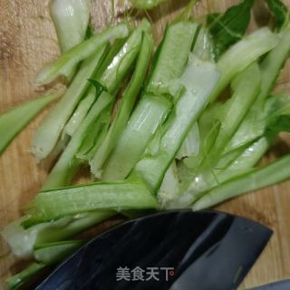 肉片塔菜炒小鸡枞菌的做法步骤：5