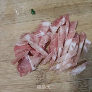 肉片塔菜炒小鸡枞菌的做法步骤：7