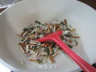 肉丝香干炒腌白菜的做法步骤：7