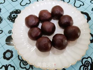 香甜软糯又好吃的南瓜豆沙包的做法步骤：4