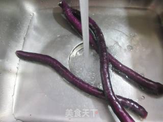 茄子炒四季豆的做法步骤：2