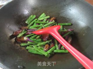 茄子炒四季豆的做法步骤：12