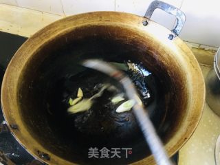 豆腐泡炒白菜的做法步骤：3