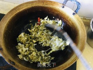 酸白菜炖粉条的做法步骤：3